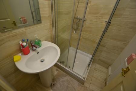 6 bedroom Flat to let in Raleigh Street, Arboretum, Nottingham, NG7