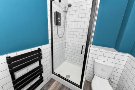 12 bedroom Town house to let in Waverley Street, Arboretum, Nottingham, NG7