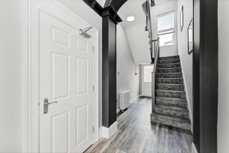 12 bedroom Town house to let in Waverley Street, Arboretum, Nottingham, NG7