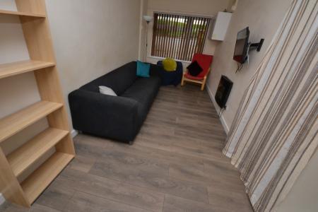 4 bedroom Semi-detached house to let in Allenfield Court, Park Road, Nottingham, NG7