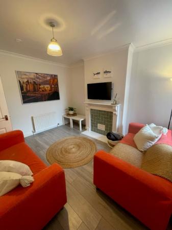 4 bedroom Terraced House to let in Exchange Road, West Bridgford, NG2