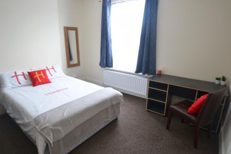 4 bedroom Detached house to let in City Road, Dunkirk, Nottingham, NG7