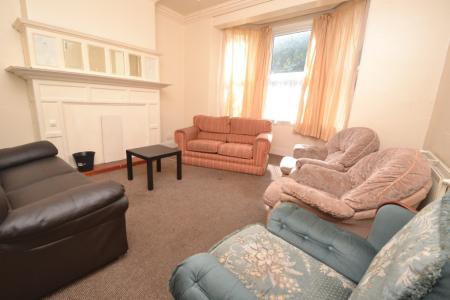 6 bedroom Terraced House to let in Derby Road, Lenton, Nottingham, NG7