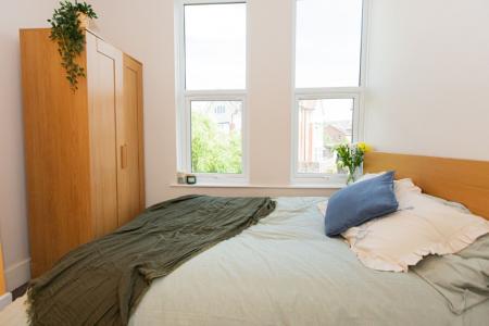 6 bedroom Terraced House to let in Melton Road, West Bridgford, NG2