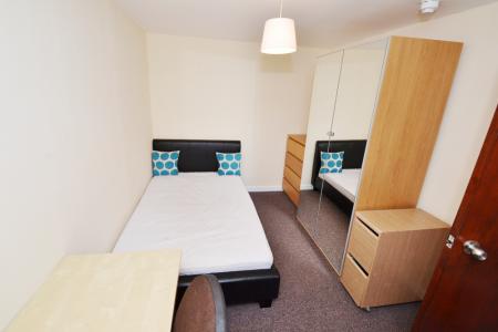 6 bedroom Semi-detached house to let in Ilkeston Road, Lenton, Nottingham, NG7