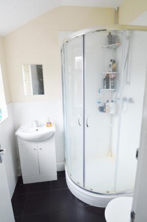 4 bedroom Terraced House to let in City Road, Dunkirk, Nottingham, NG7