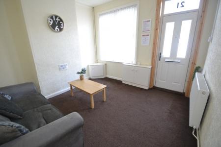 3 bedroom Terraced House to let in Beeston Road, Nottingham, NG7