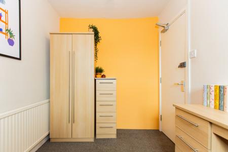 5 bedroom Detached house to let in Hart Street, Lenton, Nottingham, NG7