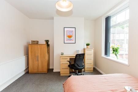 5 bedroom Detached house to let in Hart Street, Lenton, Nottingham, NG7