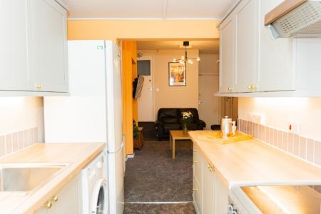 5 bedroom Detached house to let in Hart Street, Lenton, Nottingham, NG7