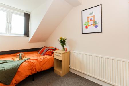 5 bedroom Detached house to let in Hart Street, Lenton, Nottingham, NG7