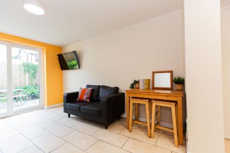 5 bedroom Detached house to let in Hart Street, Lenton, Nottingham, NG7