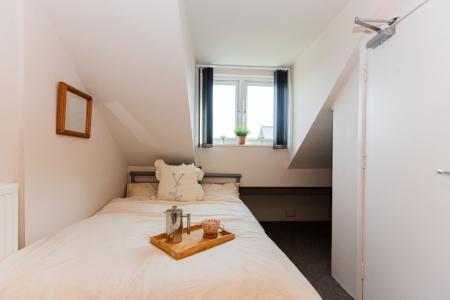 5 bedroom Detached house to let in Hart Street, Lenton, Nottingham, NG7