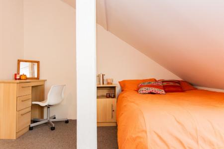 5 bedroom Detached house to let in Hart Street, Lenton, Nottingham, NG7