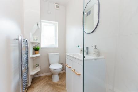 5 bedroom Detached house to let in Hart Street, Lenton, Nottingham, NG7