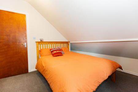 4 bedroom Semi-detached house to let in South Road, West Bridgford, NG2