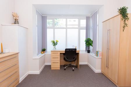 3 bedroom Flat to let in South Road, West Bridgford, NG2