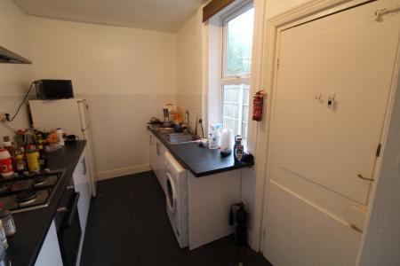 3 bedroom Detached house to let in Dunkirk Road, Dunkirk, Nottingham, NG7