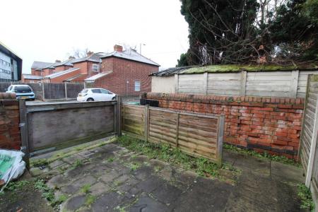 3 bedroom Detached house to let in Dunkirk Road, Dunkirk, Nottingham, NG7