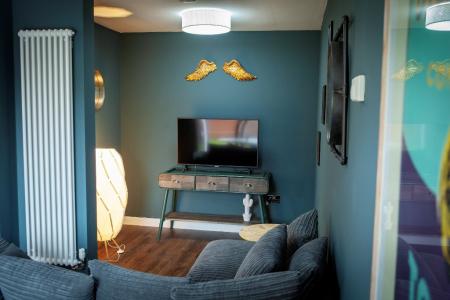 4 bedroom Semi-detached house to let in Heron Drive, Lenton, Nottingham, NG7