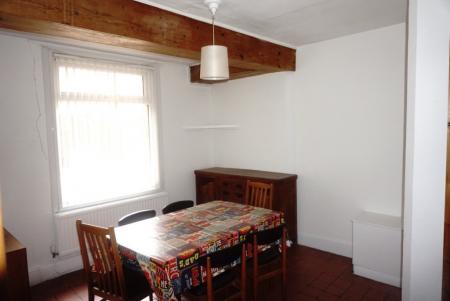 5 bedroom Detached house to let in Sherwin Road, Lenton, Nottingham, NG7