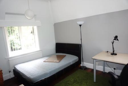 5 bedroom Detached house to let in Sherwin Road, Lenton, Nottingham, NG7