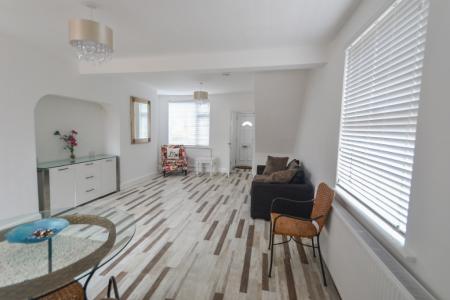 2 bedroom Detached house to let in Abbey Street, Dunkirk, Nottingham, NG7