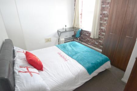 2 bedroom Detached house to let in Croydon Road, Radford, Nottingham, NG7