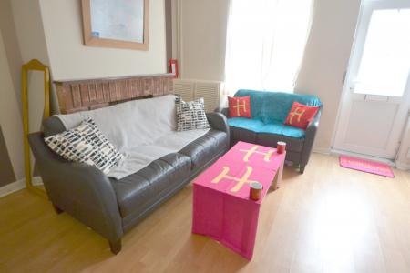 2 bedroom Terraced House to let in Bastion Street, Radford, Nottingham, NG7