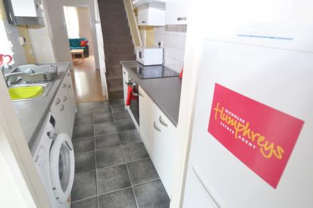 2 bedroom Terraced House to let in Bastion Street, Radford, Nottingham, NG7