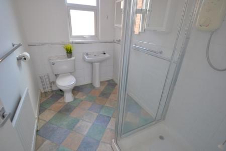 2 bedroom Flat to let in Radford Boulevard, Nottingham, NG7