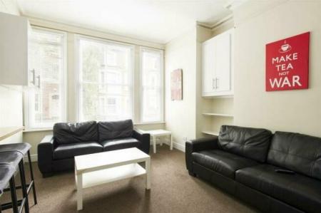 10 bedroom Town house to let in Burns Street, Arboretum, Nottingham, NG7