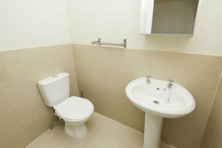 10 bedroom Town house to let in Burns Street, Arboretum, Nottingham, NG7