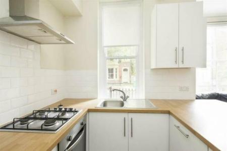10 bedroom Town house to let in Burns Street, Arboretum, Nottingham, NG7