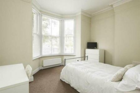 10 bedroom Town house to let in Burns Street, Arboretum, Nottingham, NG7