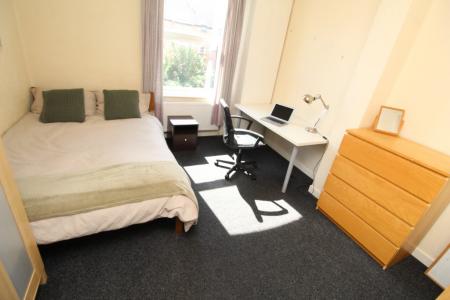 3 bedroom Terraced House to let in Claude Street, Dunkirk, Nottingham, NG7