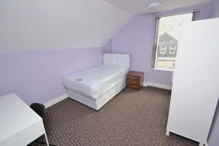 7 bedroom Terraced House to let in Berridge Road, Sherwood Rise, Nottingham, NG7