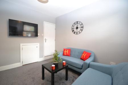 3 bedroom Detached house to let in Cloister Street, Dunkirk, Nottingham, NG7