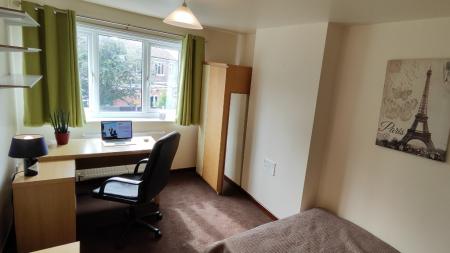 6 bedroom Semi-detached house to let in Brailsford Road, Dunkirk, Nottingham, NG7