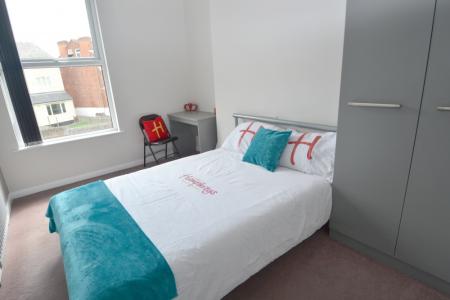 6 bedroom Detached house to let in Loughborough Road, West Bridgford, NG2