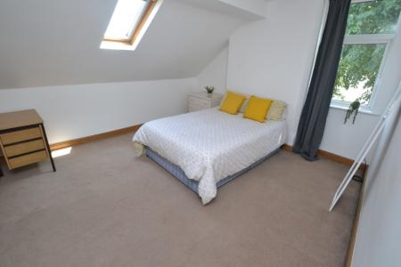 5 bedroom Detached house to let in Melton Road, West Bridgford, NG2