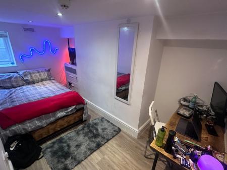 6 bedroom Apartment to let in Talbot Street, Nottingham, NG1