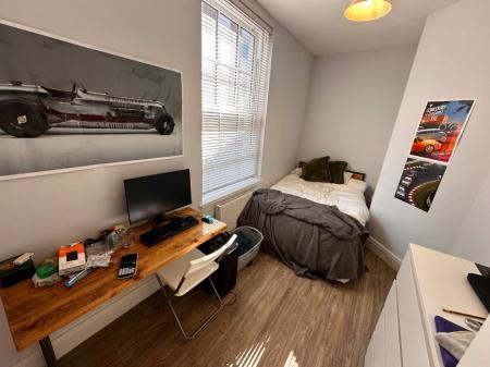 6 bedroom Apartment to let in Talbot Street, Nottingham, NG1