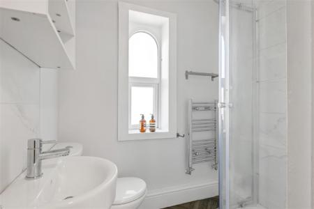 6 bedroom Apartment to let in Talbot Street, Nottingham, NG1