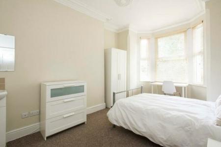 4 bedroom Terraced House to let in All Saints Terrace, Arboretum, Nottingham, NG7