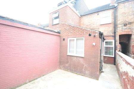 2 bedroom Terraced House to let in Birrell Road, Nottingham, NG7