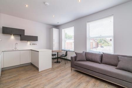 2 bedroom Flat to let in Park Suites, Arboretum, Nottingham, NG7