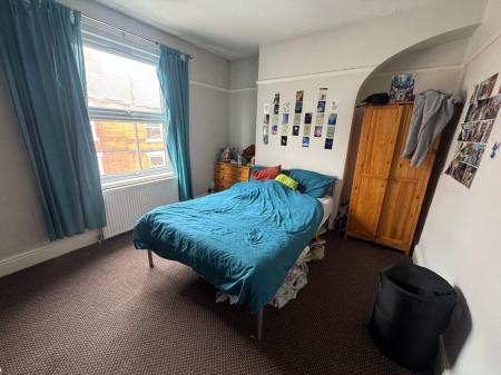 3 bedroom Detached house to let in Watkin Street, Nottingham, NG3