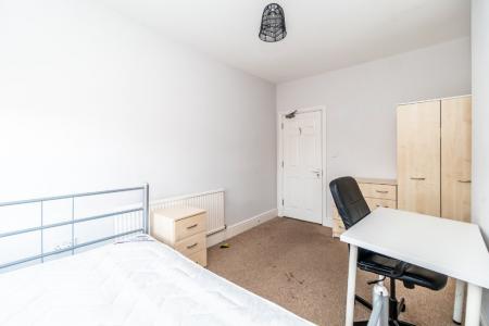 8 bedroom Town house to let in Wildman Street, Arboretum, Nottingham, NG7