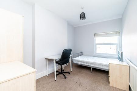 8 bedroom Town house to let in Wildman Street, Arboretum, Nottingham, NG7